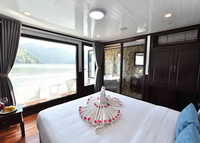 Sapphire Cruise 4*