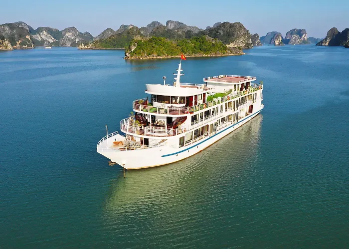 Sapphire Cruise Hạ Long