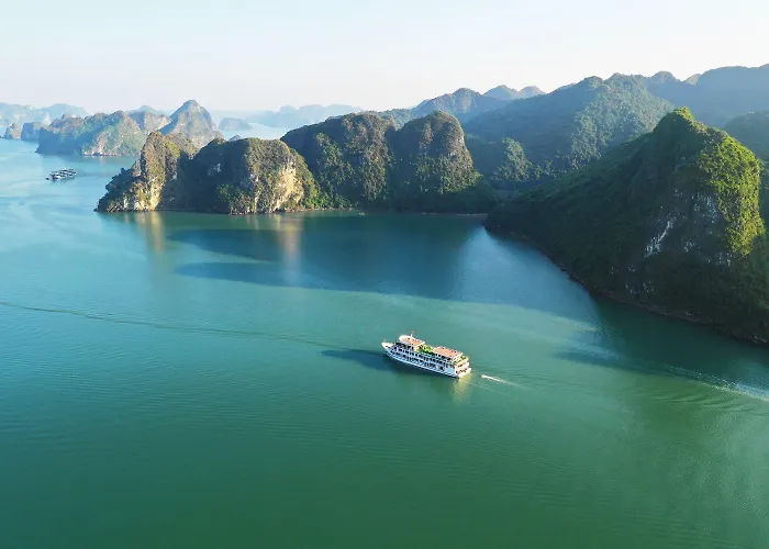 Sapphire Cruise Khách sạn Hạ Long