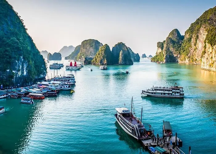 Khách sạn Sapphire Cruise