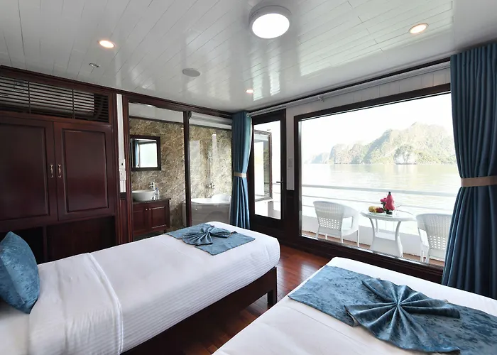 Sapphire Cruise Khách sạn