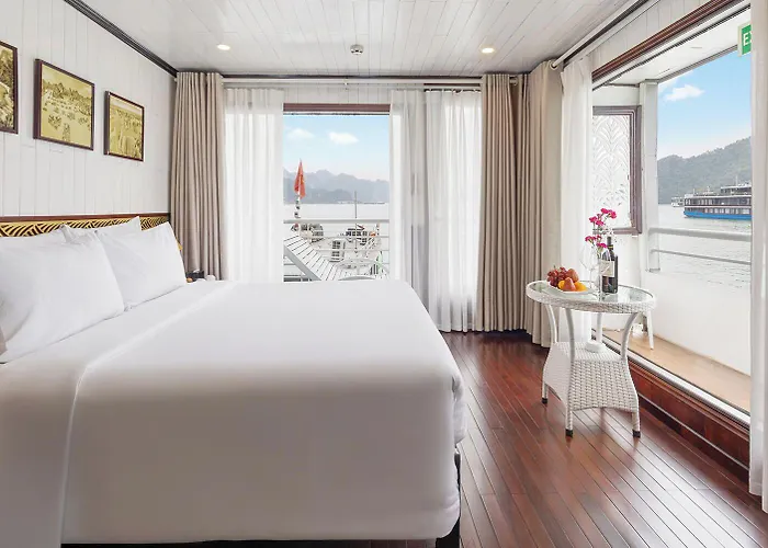 Sapphire Cruise 4* Ha Long