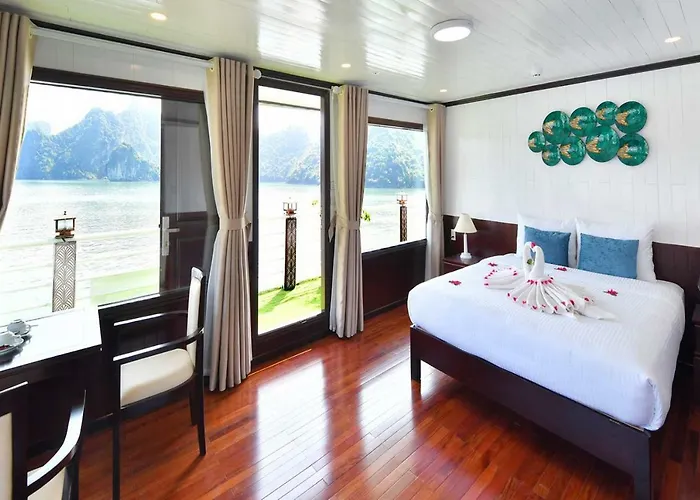 Sapphire Cruise 4*